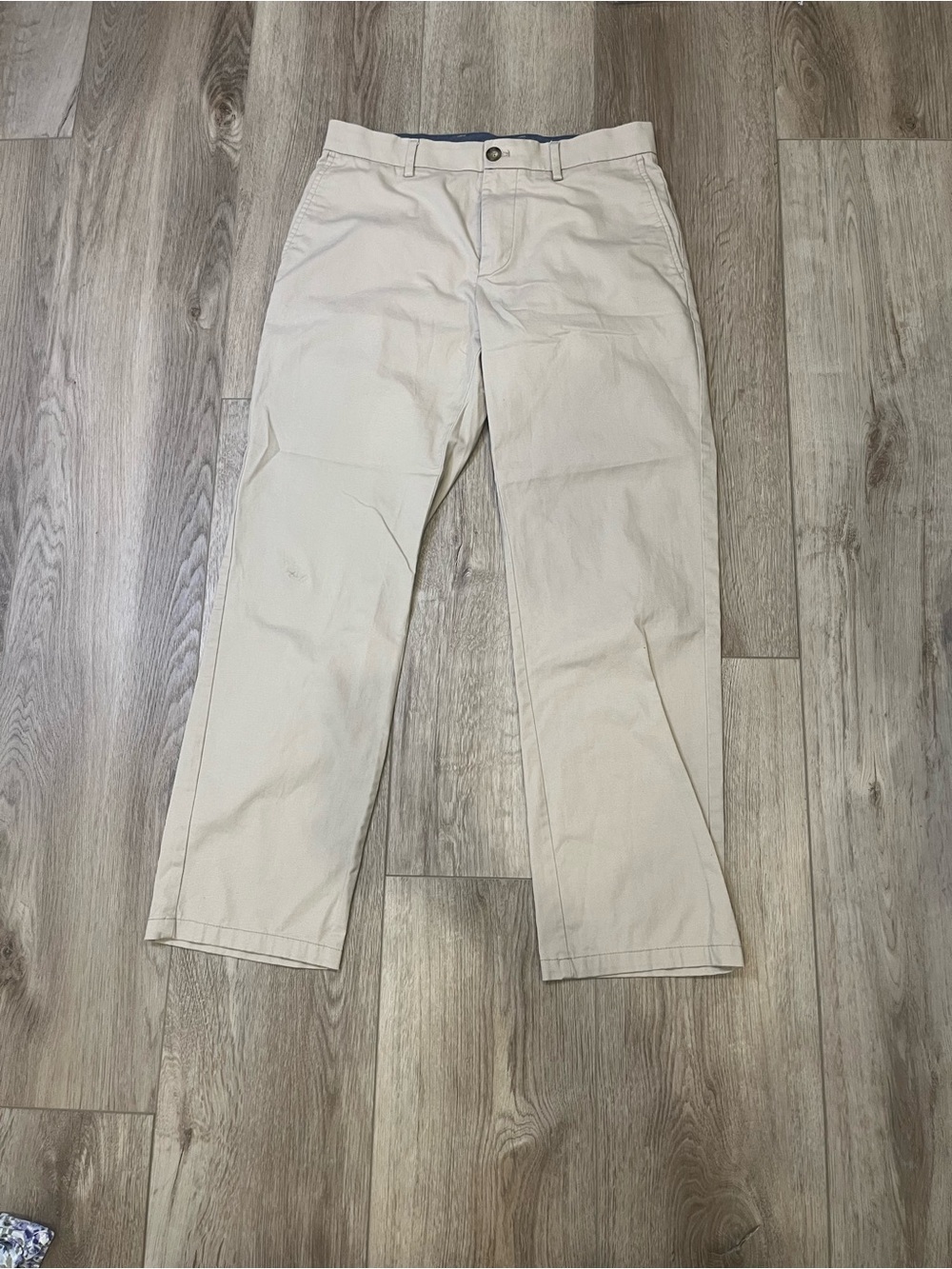 Old Navy Men's Khaki Chino Pants - Light Beige